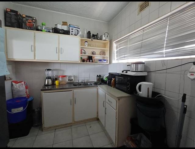 2 BEDROOM PROPERTY TO RENT IN MORNINGSIDE
